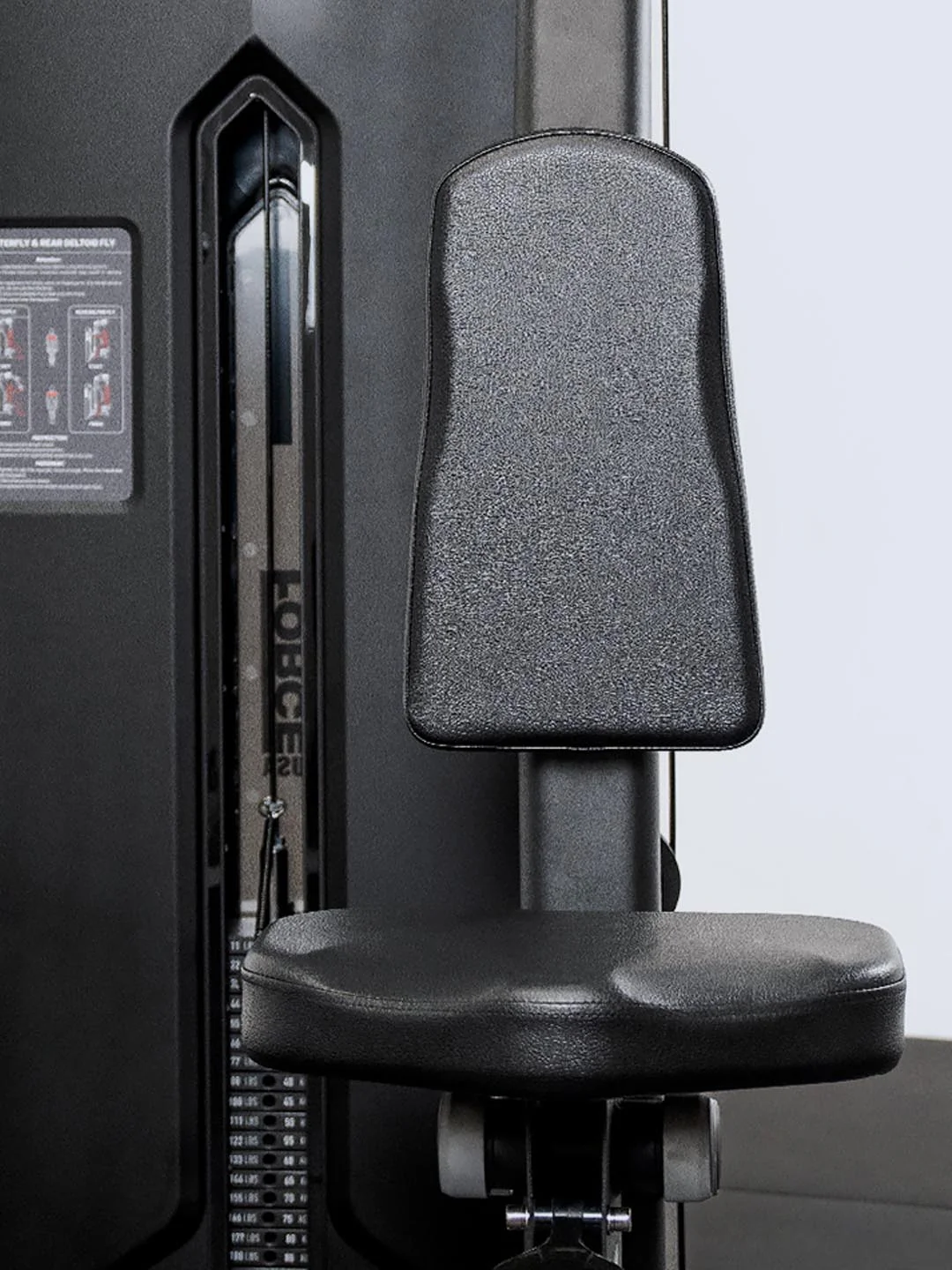 Solitude Rear Deltoid / Pec Fly Machine - Image 14