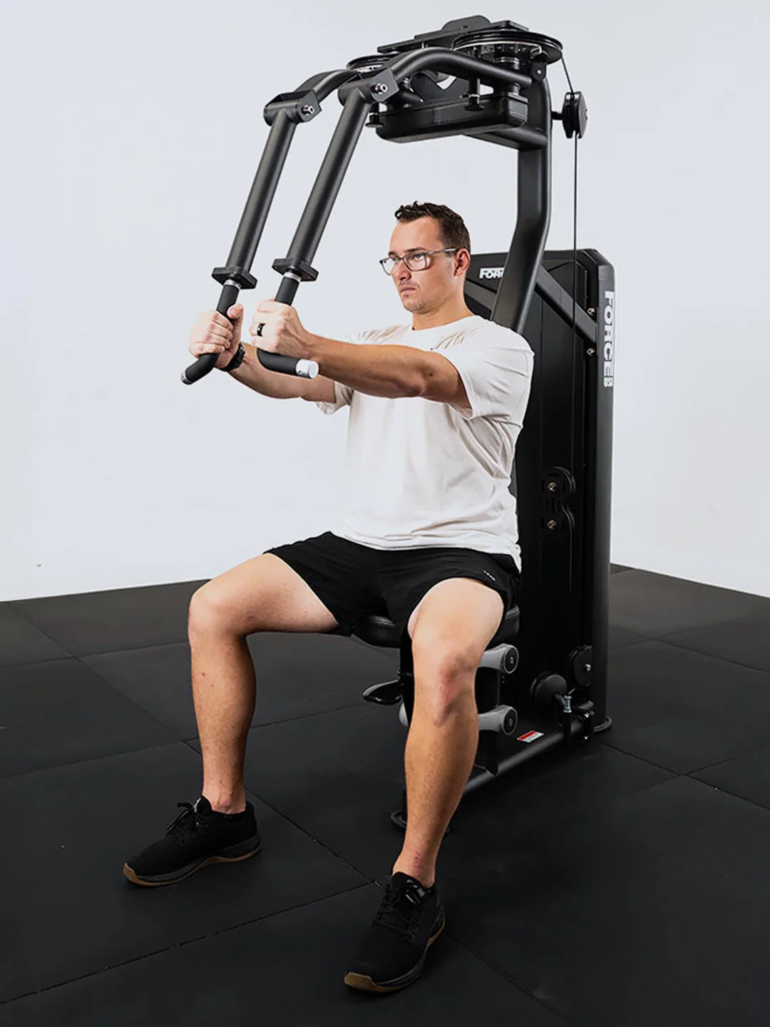 Solitude Rear Deltoid / Pec Fly Machine - Image 8