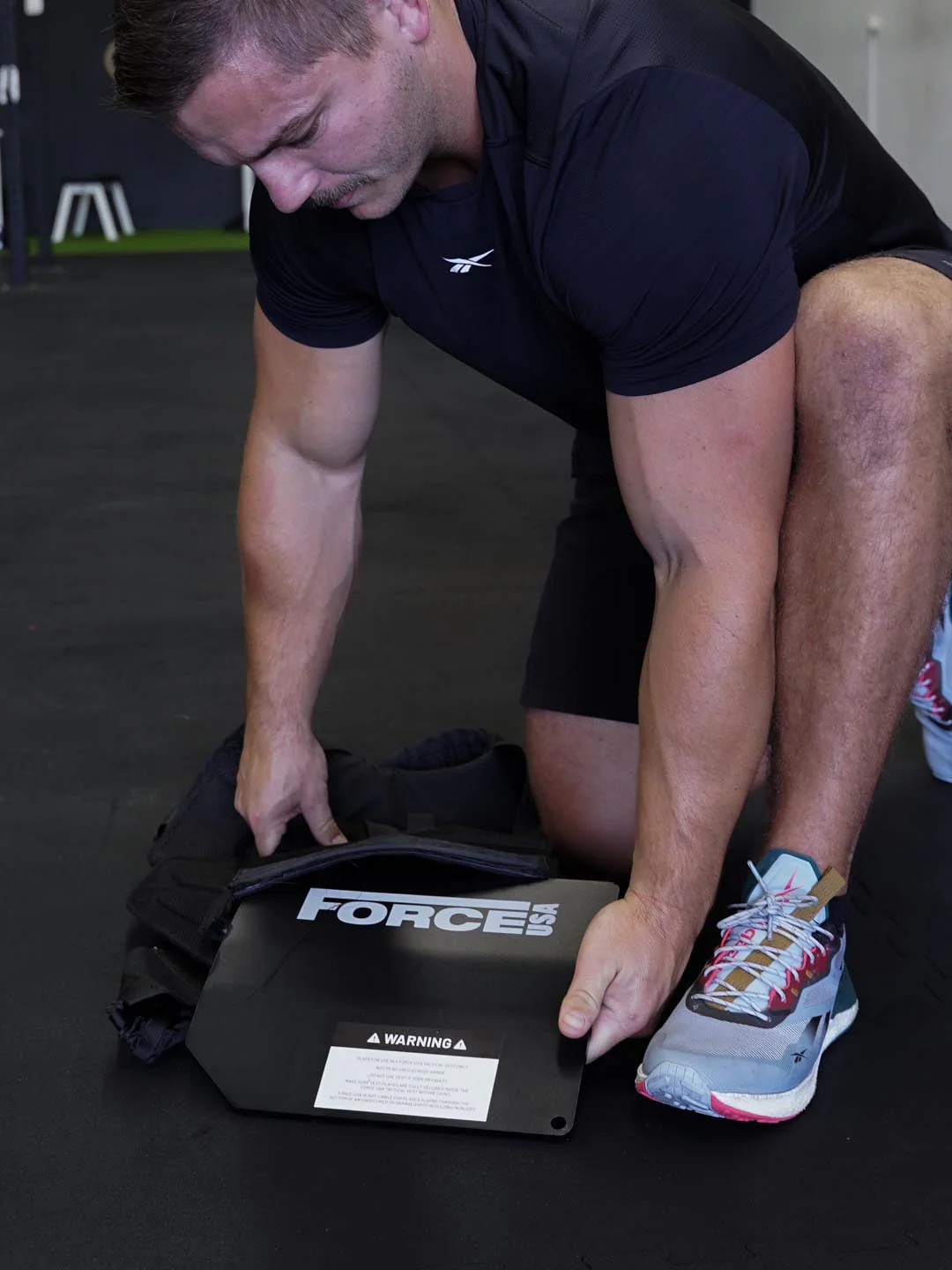 Force USA Tactical Training Vest (Black) - Image 4